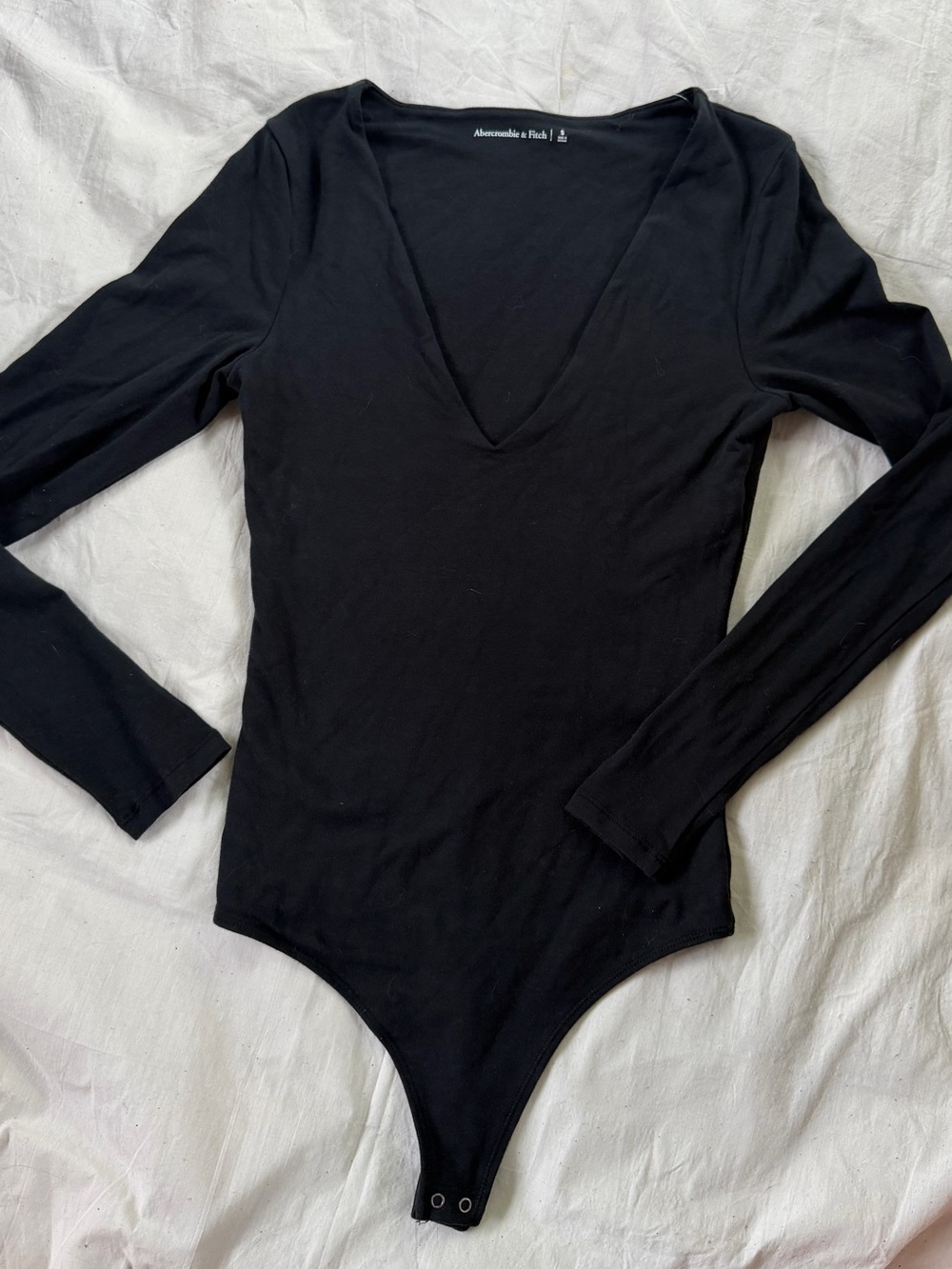 Abercrombie & Fitch Black Long-Sleeve V-Neck Bodysuit Small